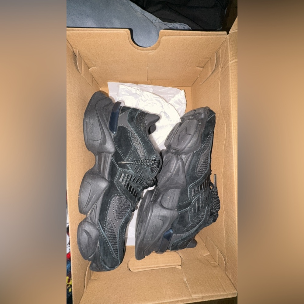 New Balance Black  Women's Shoes
